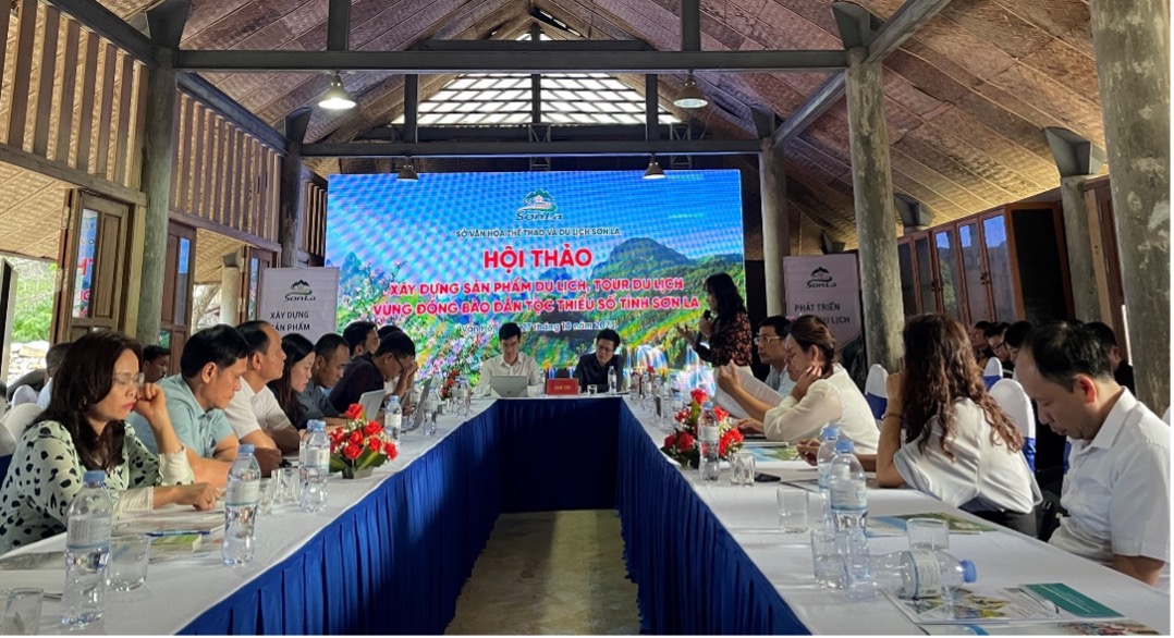 Hội thảo "Nghiên cứu xây dựng Sản phẩm du lịch, tour du lịch vùng đồng bào dân tộc thiểu số tỉnh Sơn La"