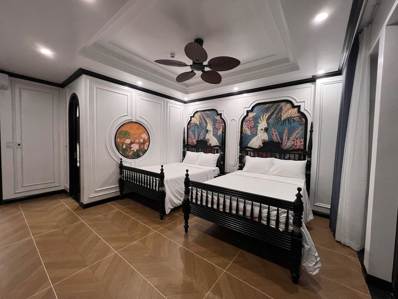 Indocharm villa cat ba