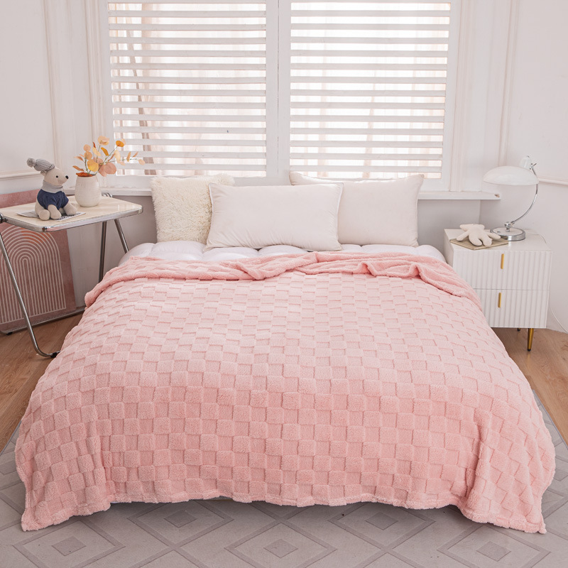 Thick Milk Fleece Blanket with Check Pattern