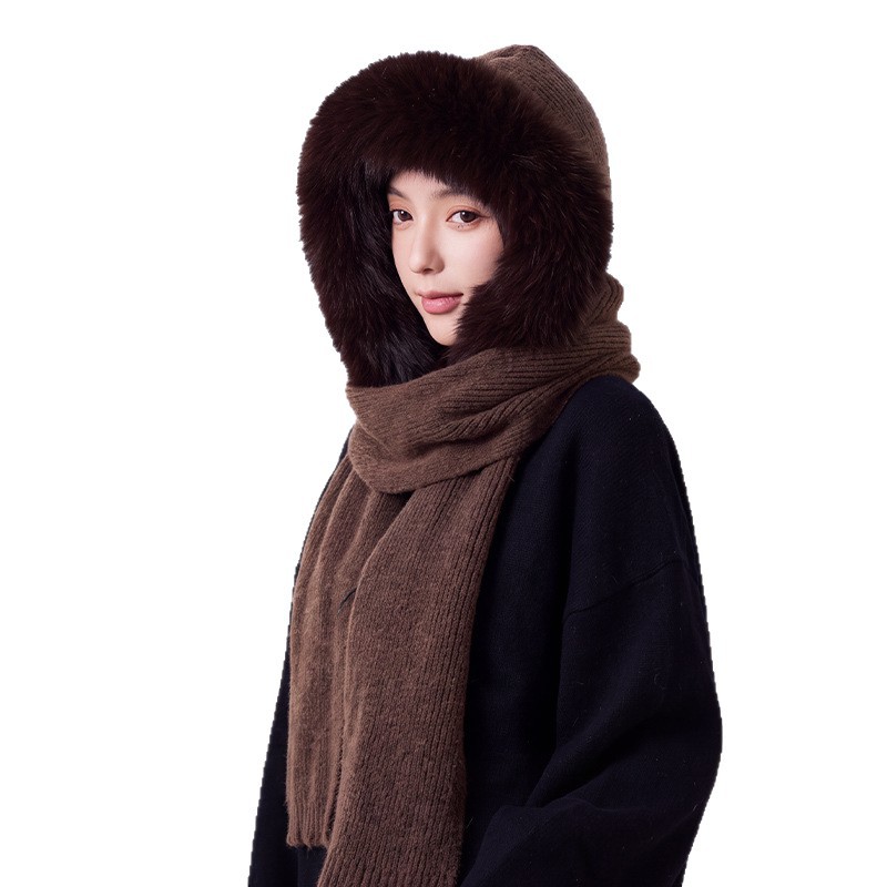 Women's set of hat and scarf, lined