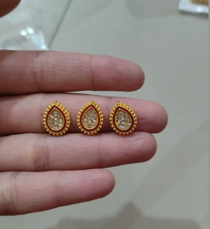 R22-Drop Maroon Meena Gold (Pack Of 3)