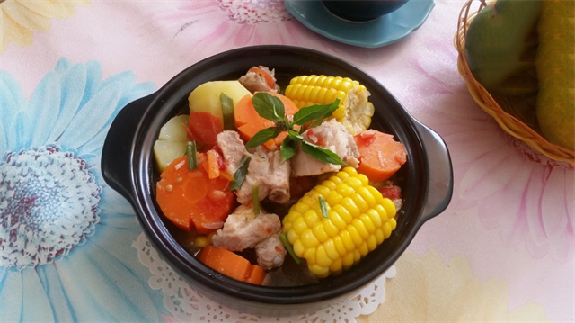 Canh Rau Củ Hầm Sườn Non Thơm Ngon Ngất Ngây