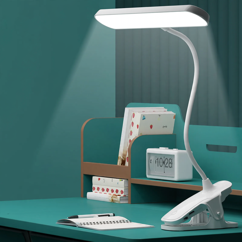 LED clip-on lamp for studying and reading, eye-friendly