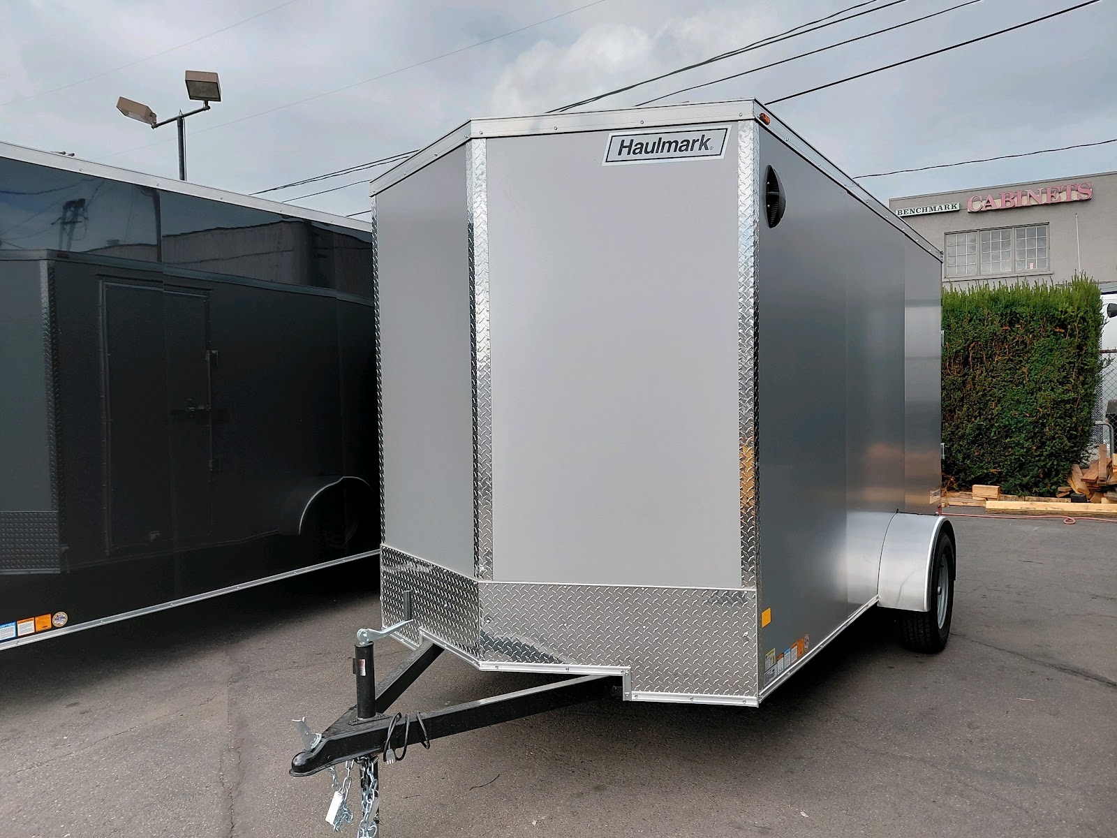 Passport Deluxe Enclosed Cargo