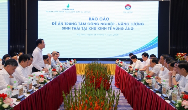Petrovietnam and Ha Tinh: Cooperation to Promote New Energy Development in Vung Ang