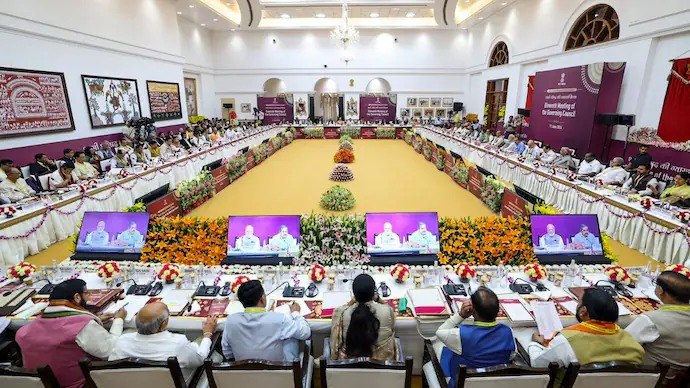 Rare Full House Seen At NITI Aayog Meeting