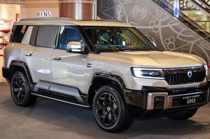 Xe gầm cao địa hình mạnh 612 mã lực, giá hơn 3 tỷ đồng, so kè với Toyota Land Cruiser - Tạp chí Doanh Nghiệp Việt Nam