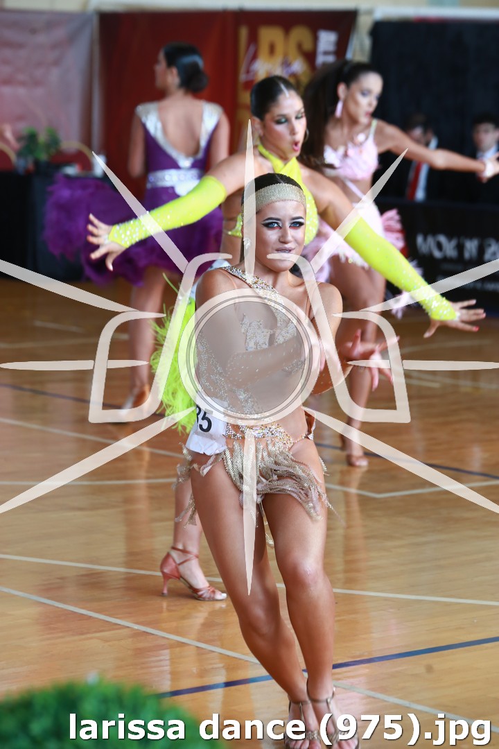 larissa dance (975).jpg