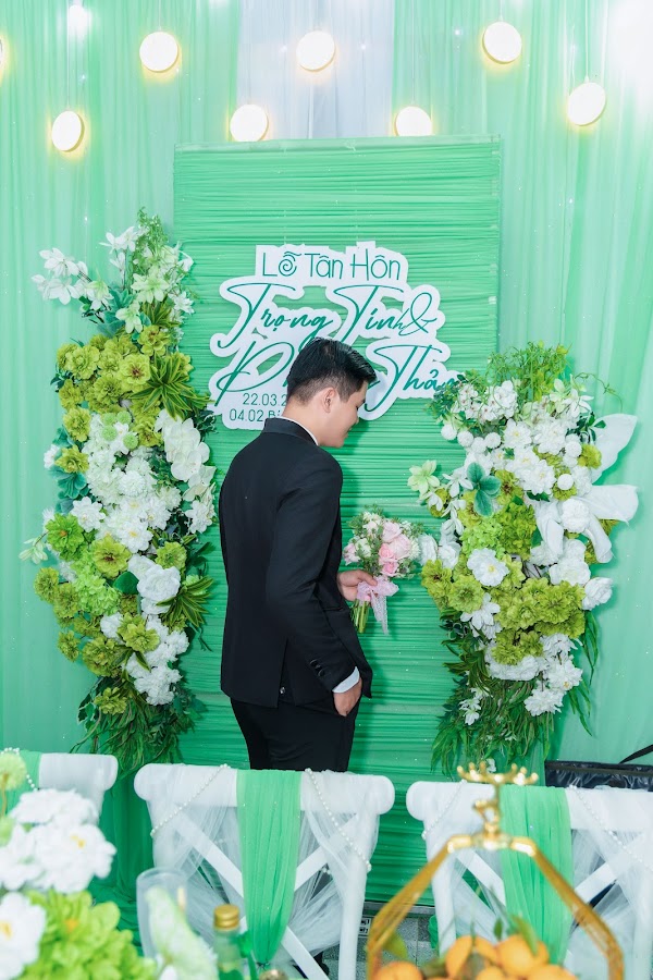Loading..