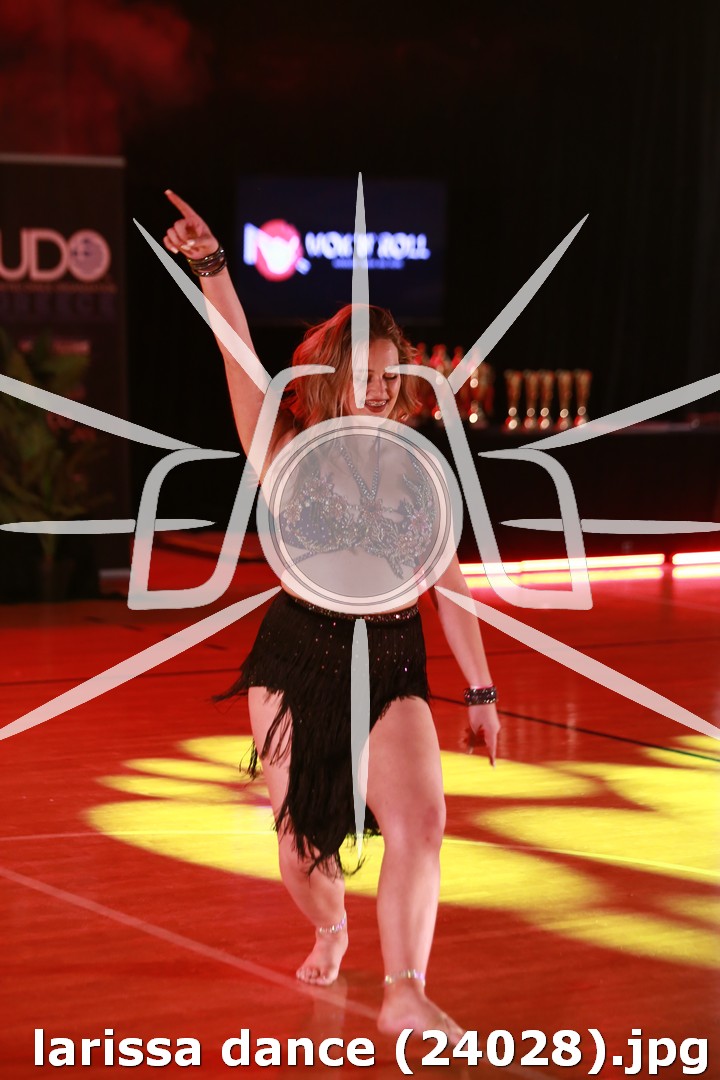 larissa dance (24028).jpg