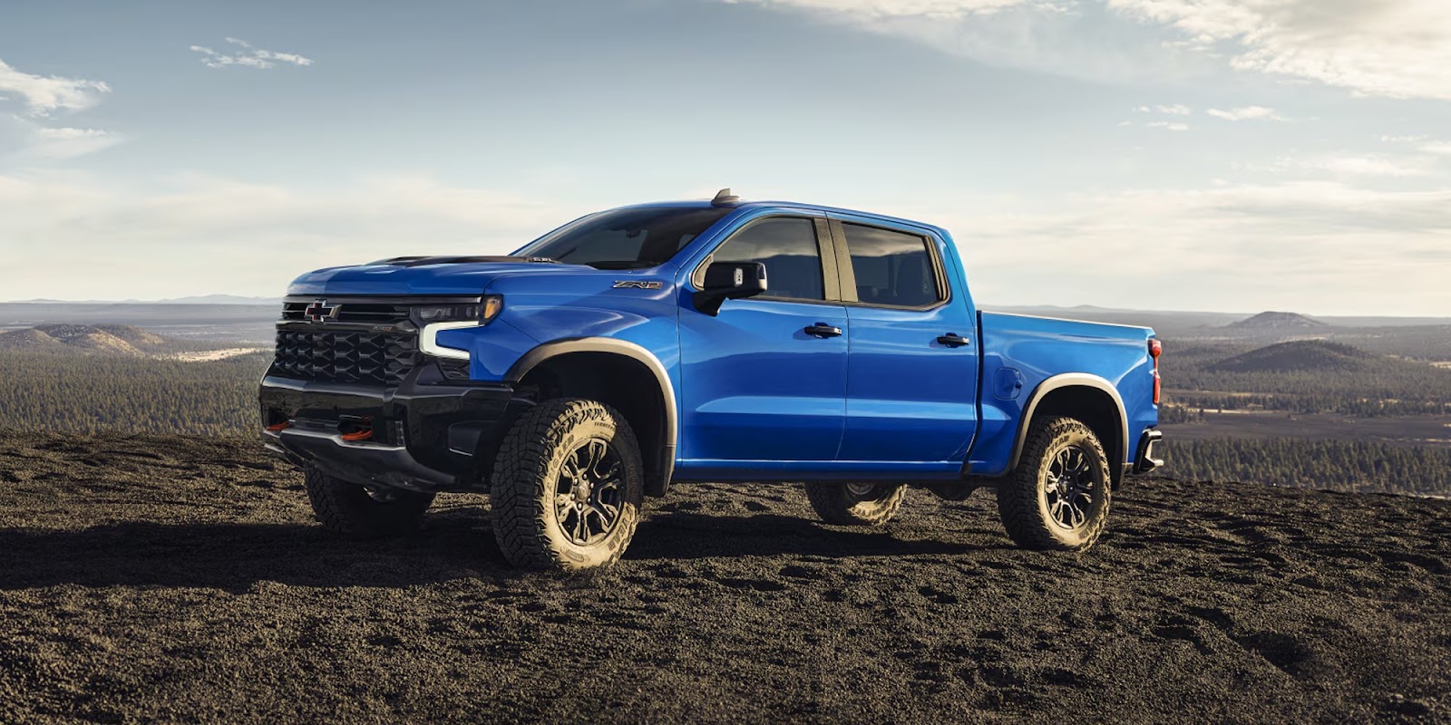 2026 Chevrolet Silverado 1500 interior dashboard showing 13.4-inch touchscreen and modern cabin design