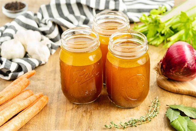 Nước Dùng Xương Bò Rau Củ