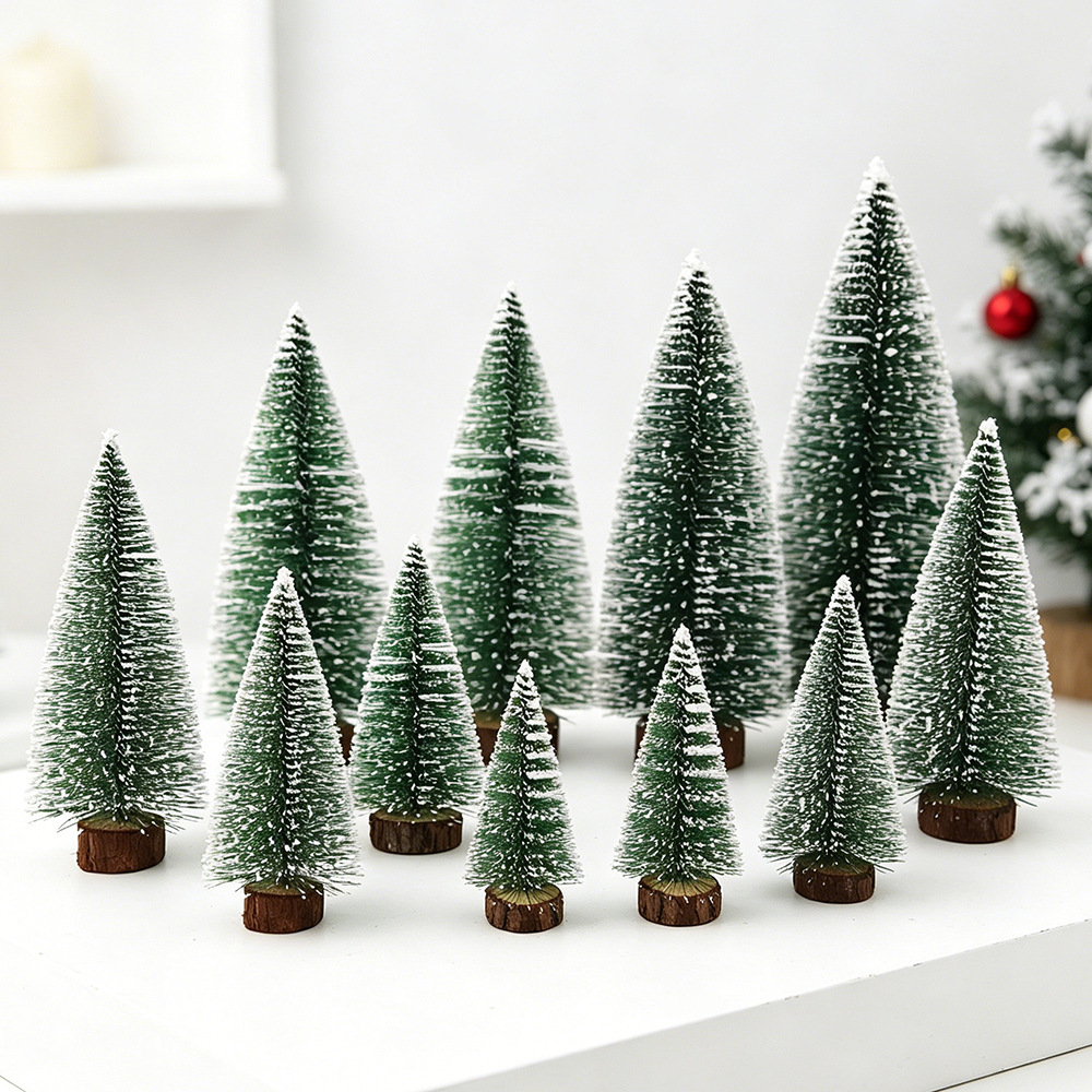 Mini-Weihnachtsbaum mit Schnee-Effekt
