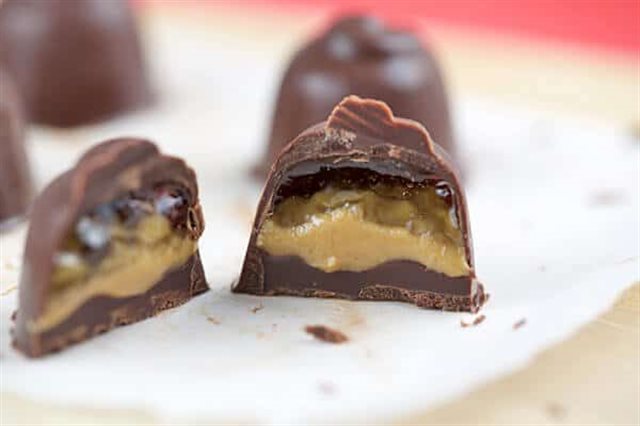 Kẹo Chocolate Nhân Bơ Đậu Phộng