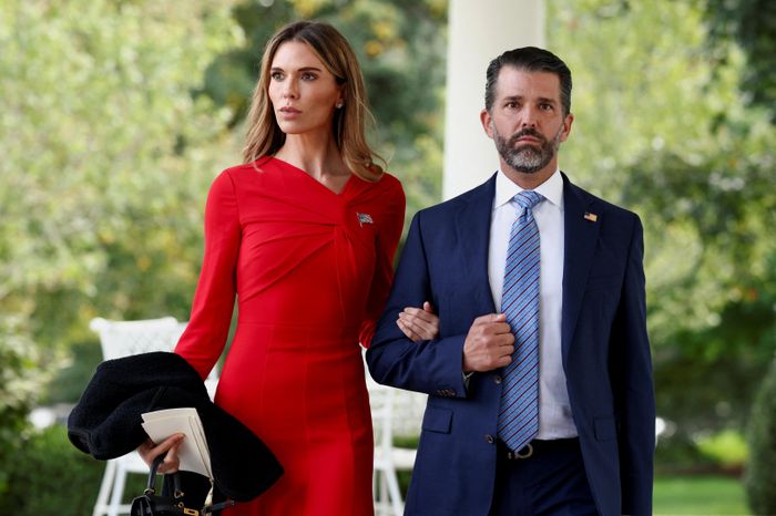Con dâu mới của nhà Trump muốn tổ chức hôn lễ tại Nhà Trắng - Tạp chí Tri thức