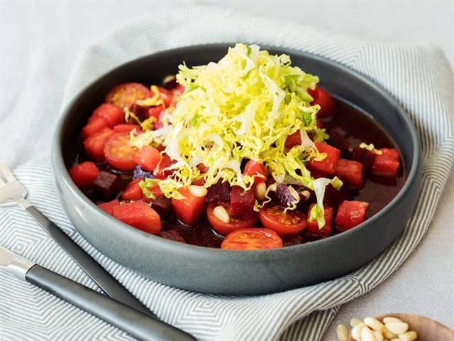 Salad Rau Quả Đỏ