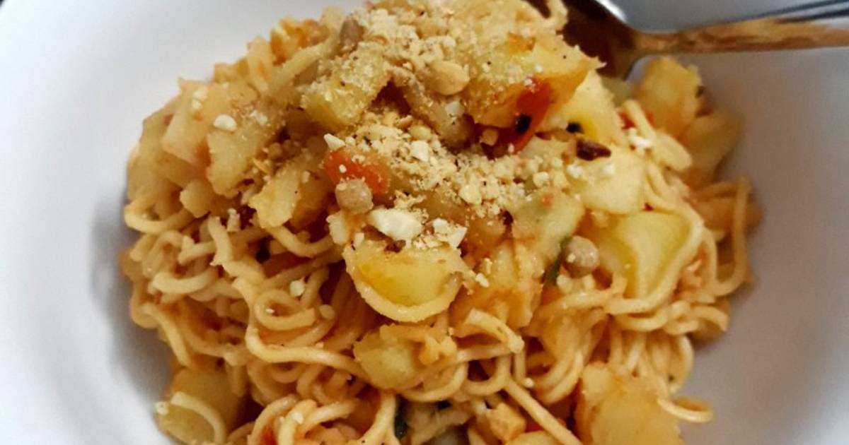 Mì tôm khoai tây 🍲