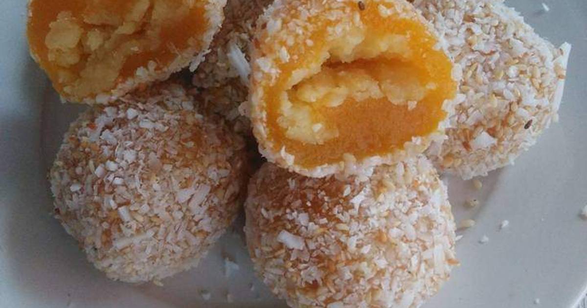 Bánh nếp bí đỏ nhân đậu xanh