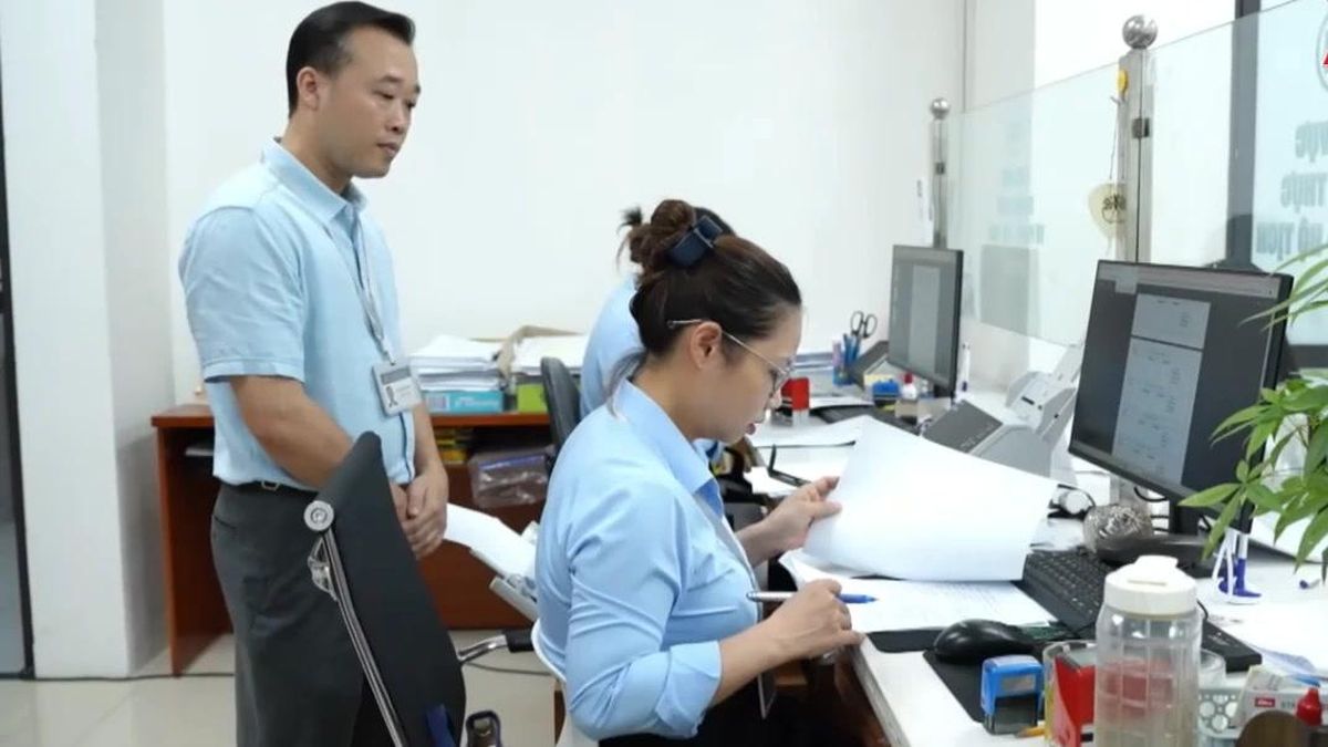 Dấu ấn chuyển đổi số từ chính quyền hai cấp tại phường Láng - Đài Phát thanh và truyền hình Hà Nội