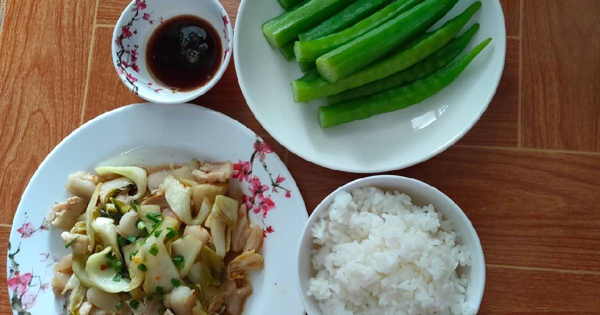 Cơm đơn giản 1 người ăn