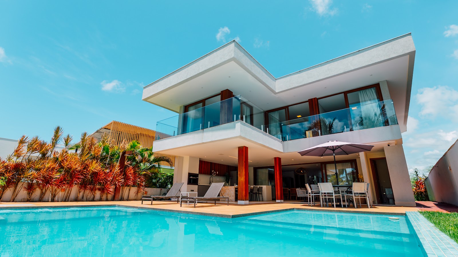 Casa Beira-mar TripEsmeralda | 06 suítes | Guarajuba - BA 3