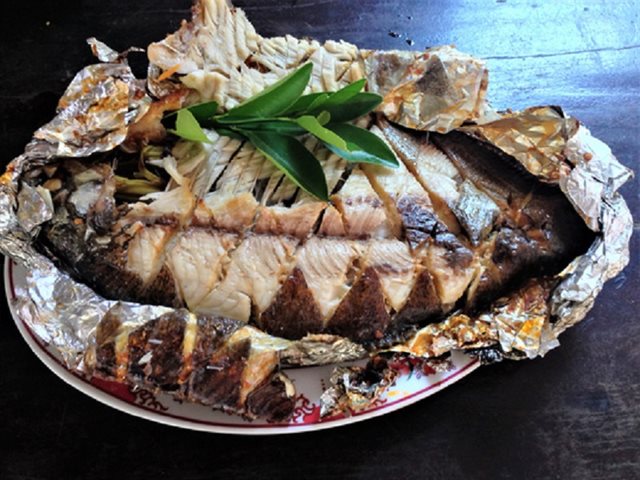 Cá Chim Nướng Muối Ớt