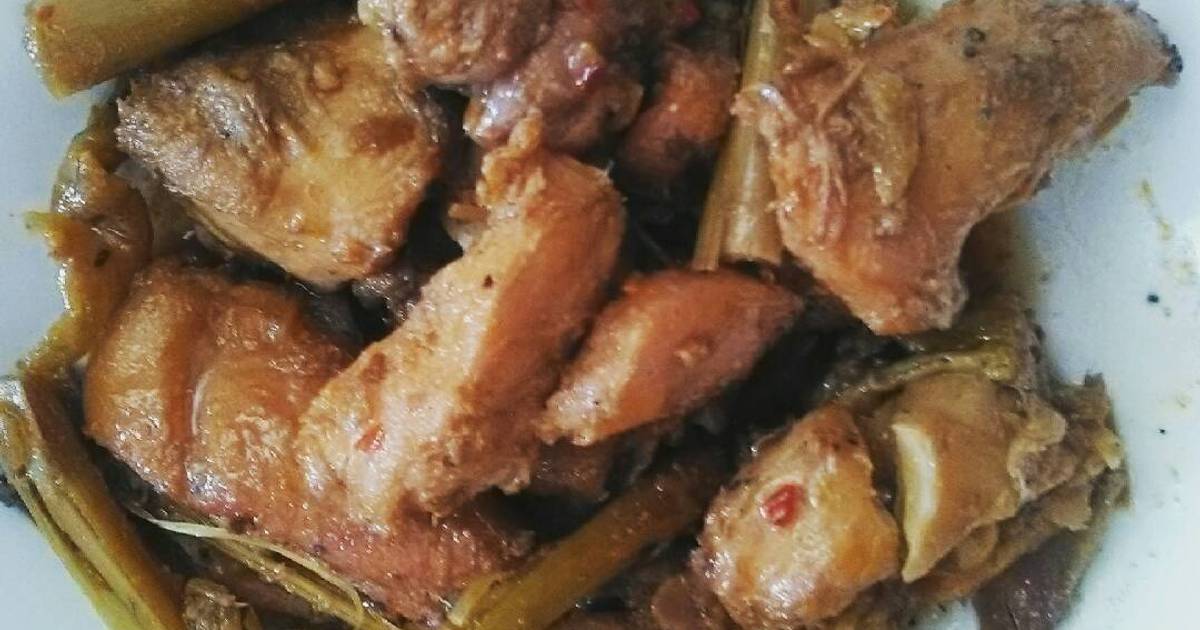 Gà kho sả ớt