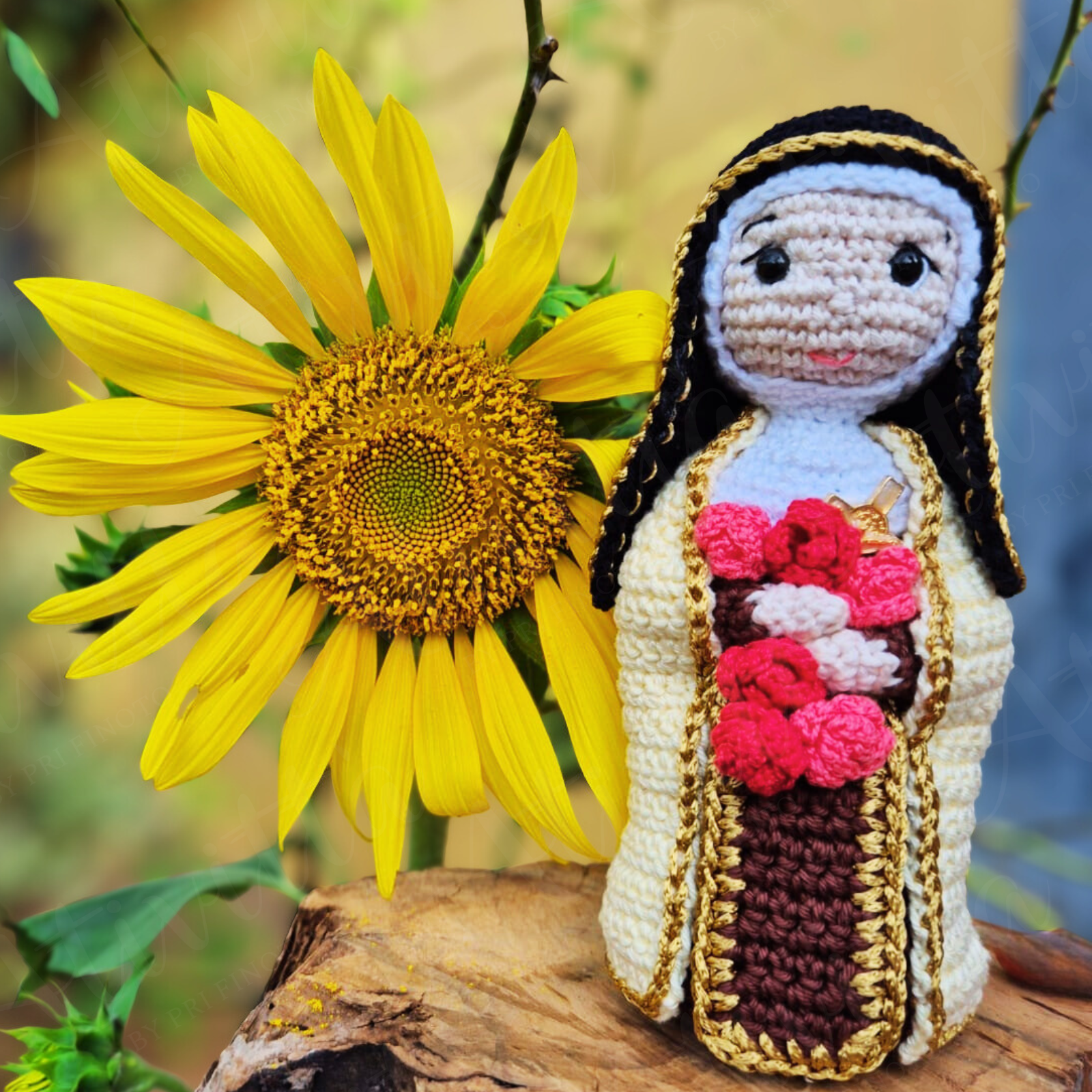 Santa Terezinha em Crochê