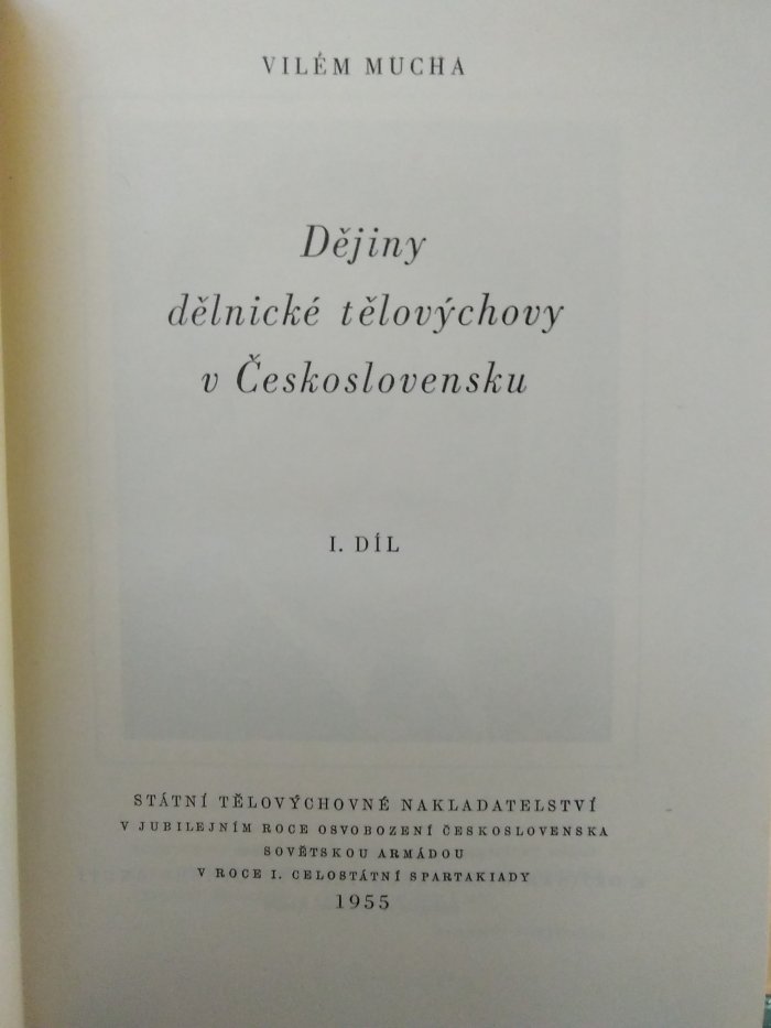 Dějiny dělnické tělovýchovy v Československu.