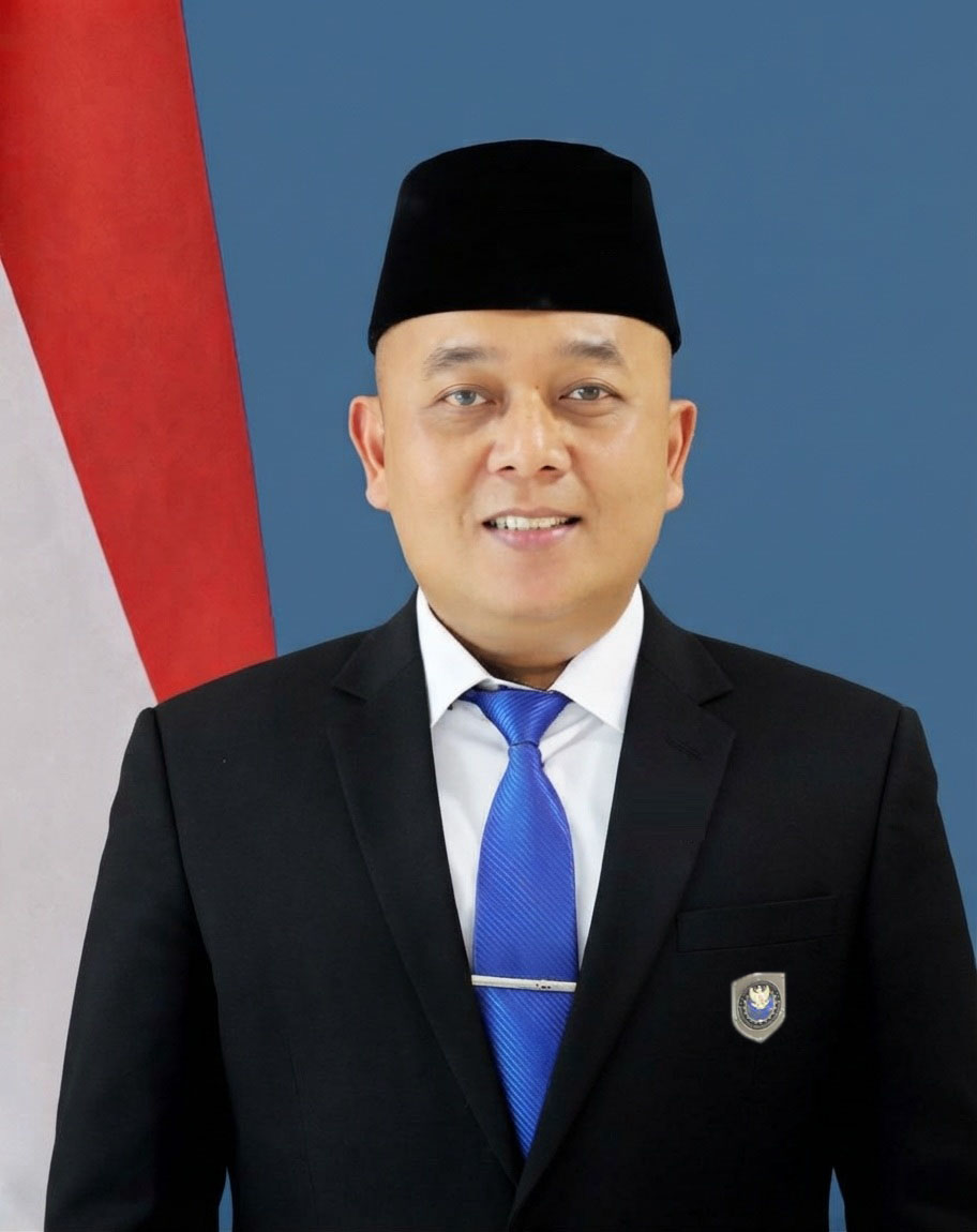 Agust Jovan Latuconsina 