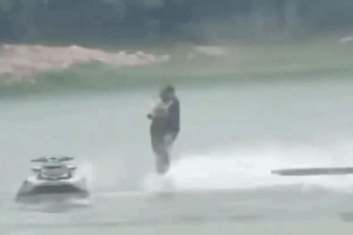 Chính quyền địa phương nói gì về sự cố flyboard? - Báo Tiền Phong