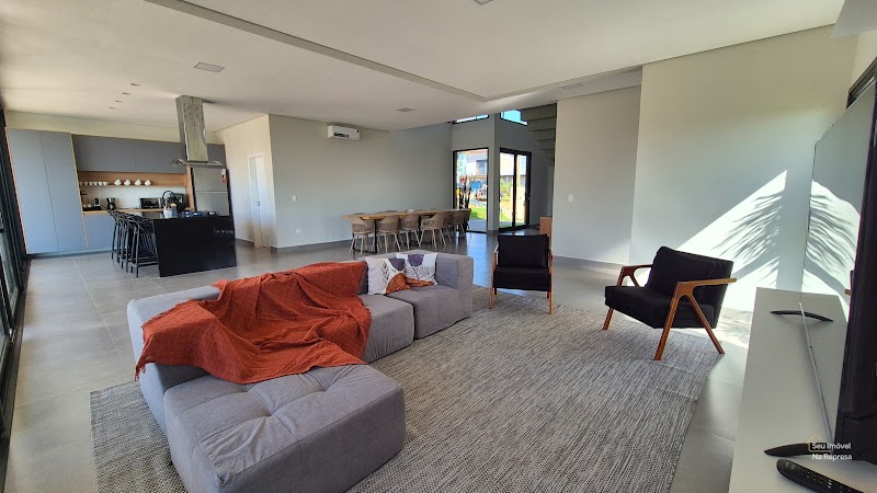 Foto 6 de Casa com 7 suítes, 2.000m² de terreno, vista para a represa à venda no Riviera de Santa Cristina XIII