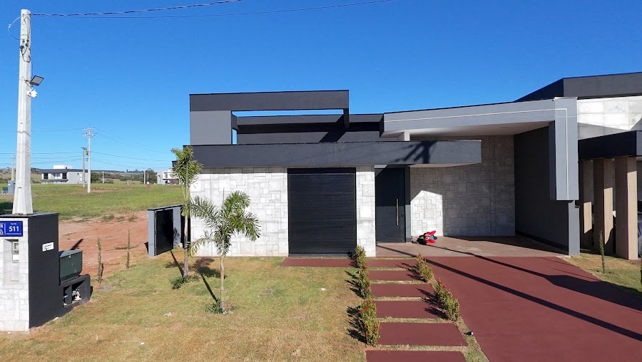 Casa à venda no Condomínio Riviera de Santa Cristina XIII HZF22RI
