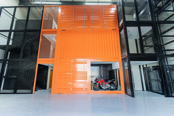 Urban Box Storage facility in Dubai Investment Park