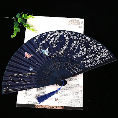 Quạt Cổ Trang Vải Lụa | Phong Cách Cổ Điển Xinh Xắn 2