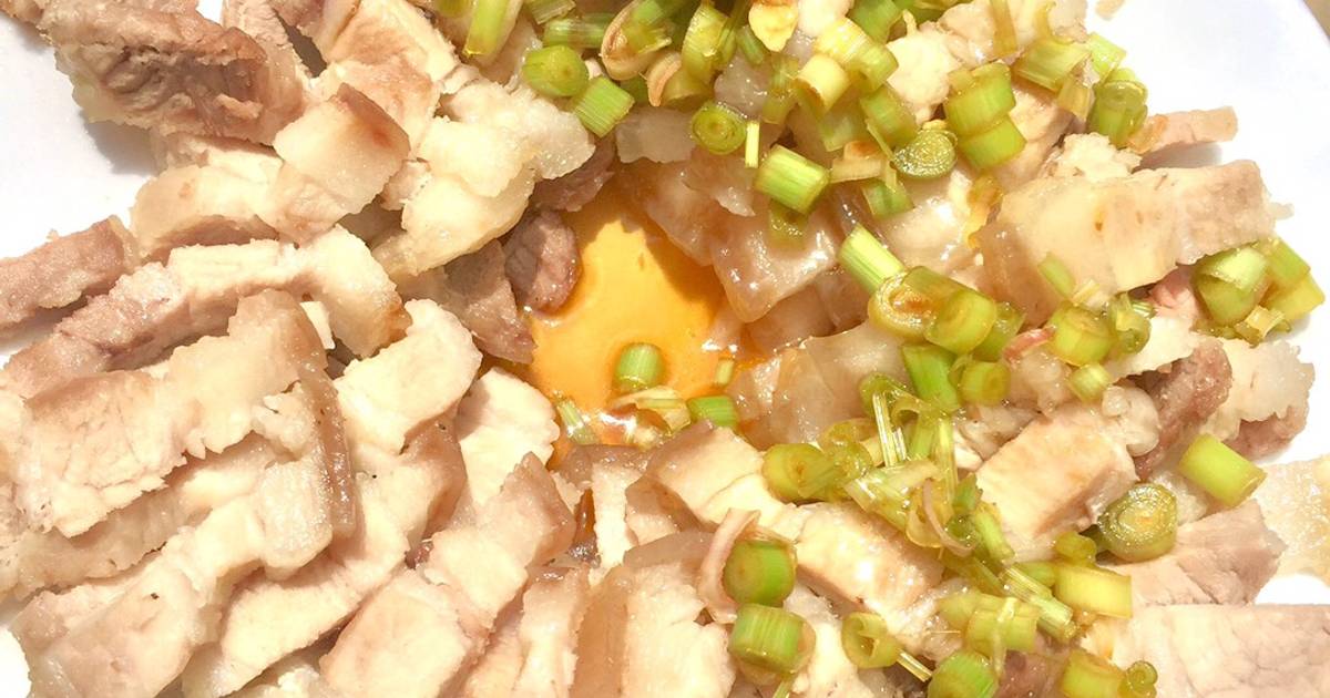 Thịt heo luộc lắc sả tắc và canh bí đao