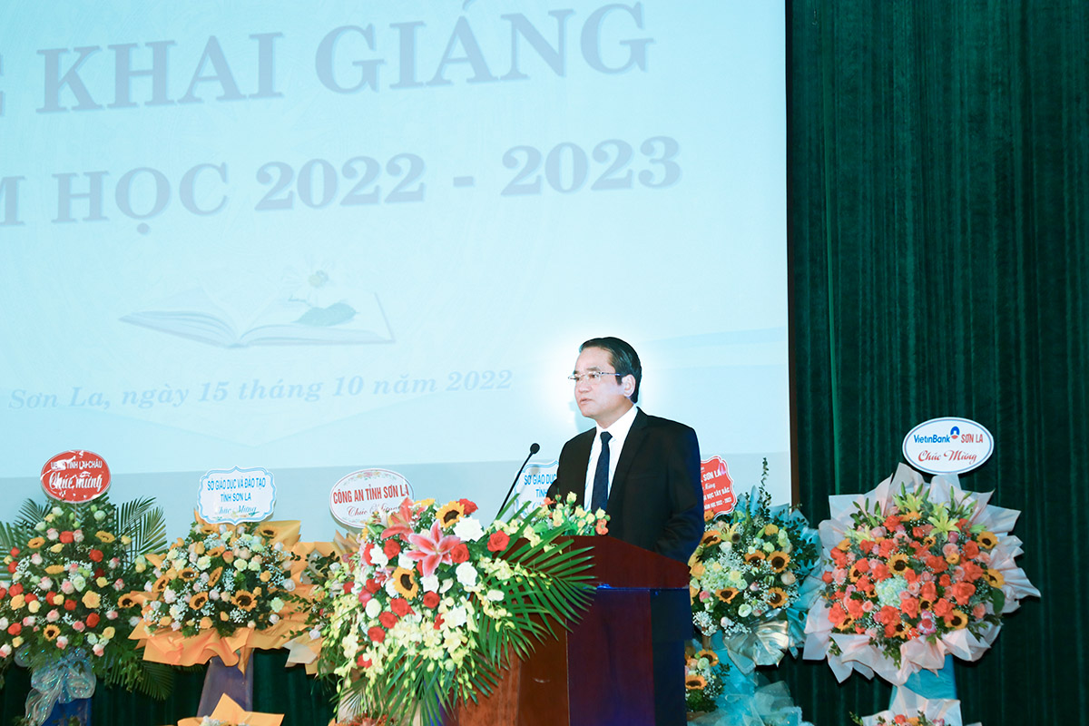 Lễ Khai giảng năm học 2022 - 2023 của Trường Đại học Tây Bắc thành công tốt đẹp