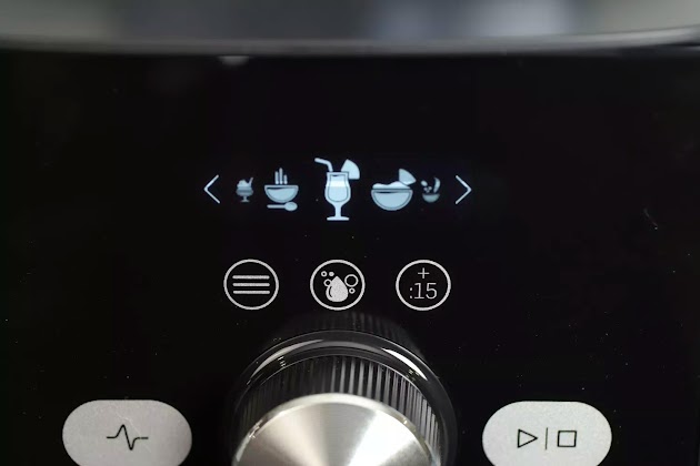 Un primer plano de los iconos de la Vitamix Ascent X5