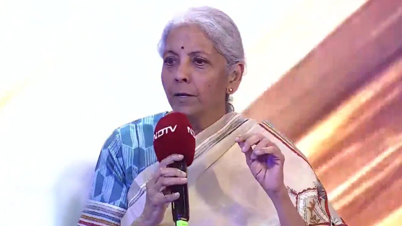 Sitharaman: Government Never Stopped Student Protests on Leaks