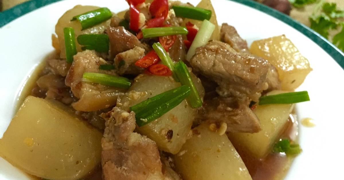 Thịt kho củ cải