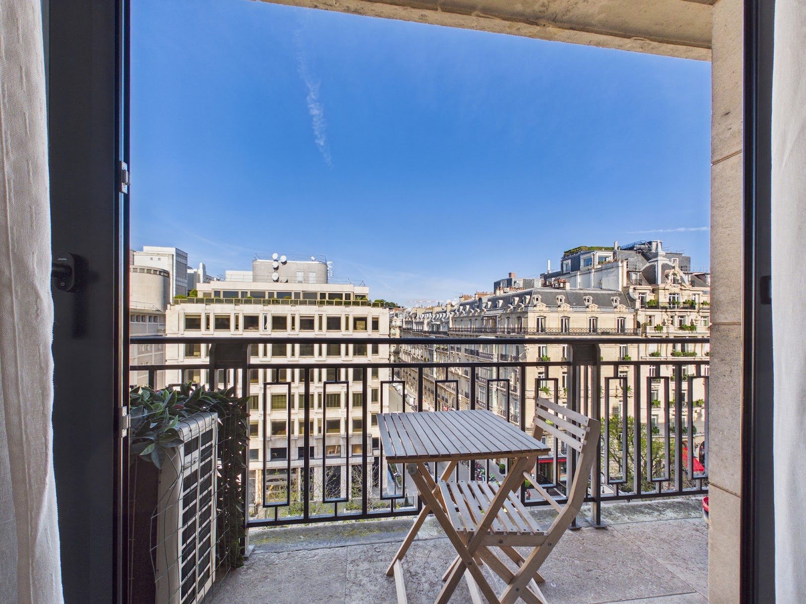 Appartement — 8 avenue Montaigne, 75008 Paris — photo 25/39