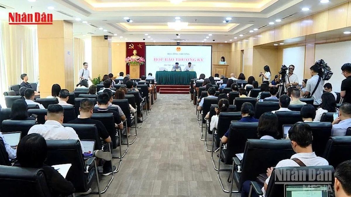 [Video] Bộ Công Thương: Chưa áp dụng giá điện sinh hoạt theo giờ với hộ gia đình - Báo Nhân Dân