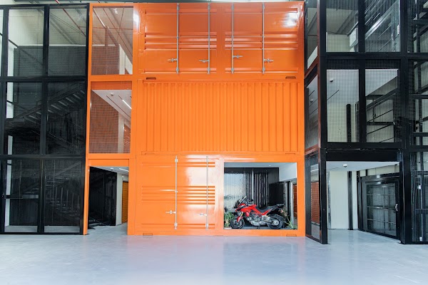 Urban Box Storage facility in Dubai Investment Park