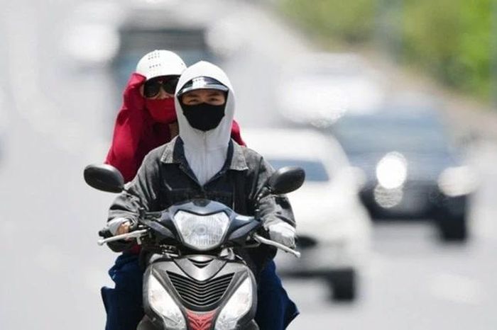 Nắng nóng trên 40°C, Trung tâm Dự báo khí tượng cảnh báo cháy nổ toàn quốc - Báo Tri thức &amp; Cuộc sống