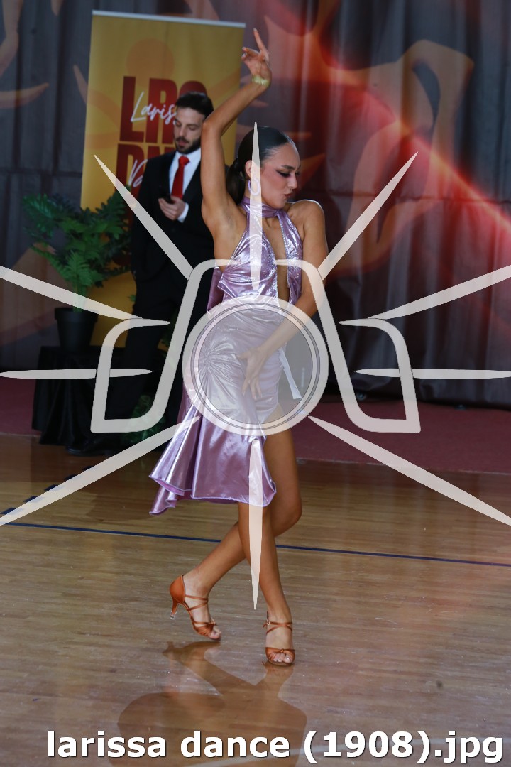 larissa dance (1908).jpg