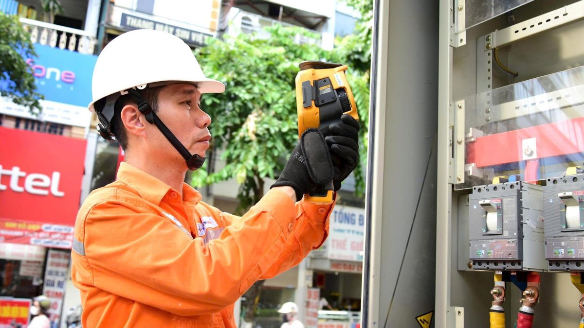 Áp giờ cao điểm mới cho giá điện - Đài Phát thanh và truyền hình Hà Nội