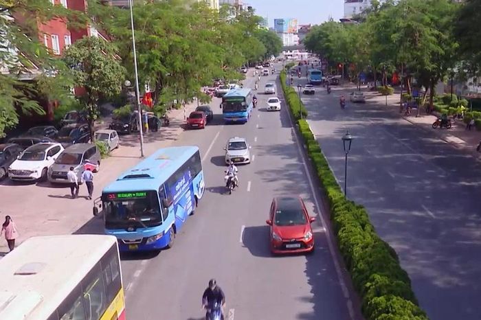 Hà Nội xây dựng phương án miễn phí xe buýt, dự kiến hoàn thiện trước 15/4 - Báo Nhân Dân