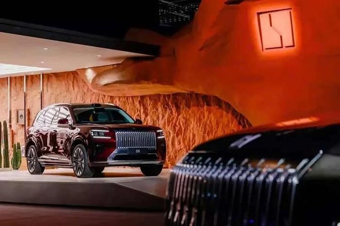 Zeekr 8X mở bán từ 1,15 tỷ đồng, chạy 410 km không 'uống xăng' - Báo Tri thức &amp; Cuộc sống