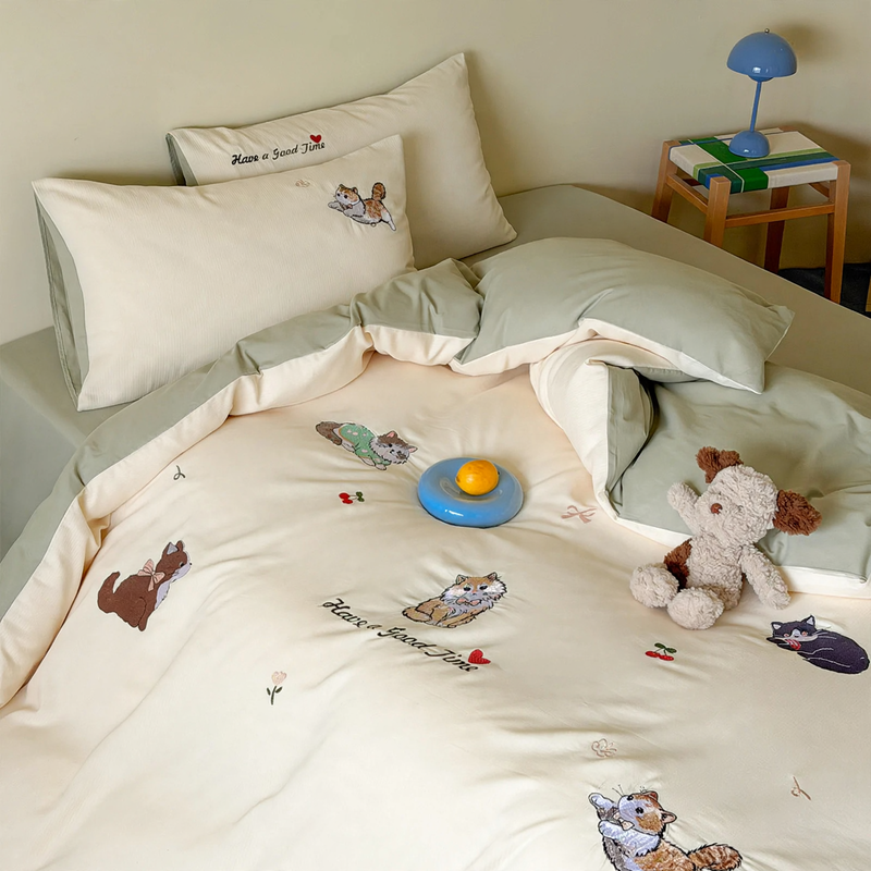 Cotton Bedding Set, 4-piece, Cartoon Pattern