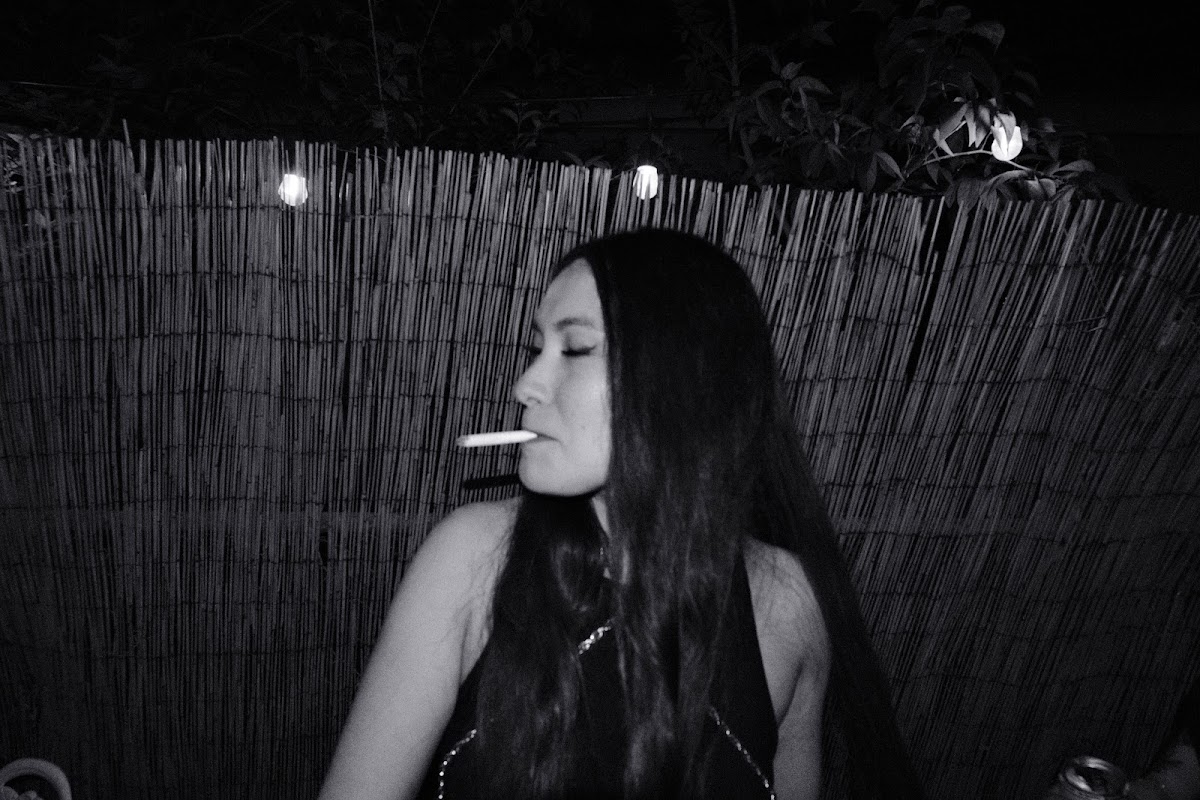 @tlau.photos_thelostandunfounds_2026-04-03_austin_last_night_noir_004